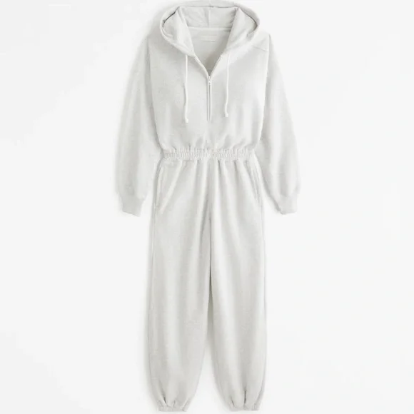 Abercrombie & Fitch Heather Light Gray Hooded Zip-Front Jumpsuit - Picture 4 of 9